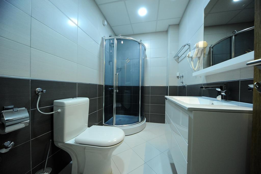 Garni Uni Elita Lux Hotel Ni Εξωτερικό φωτογραφία